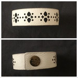 Jessica Simpson Chic Frills Cut Out Bracelet